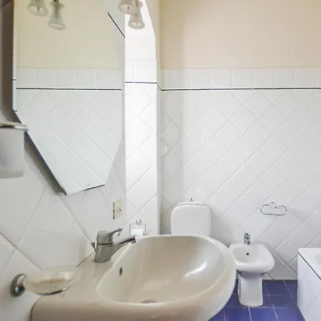 Cozy In Rignano Sullarno With Jacuzzi * Rignano Sull Arno