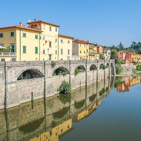 Cozy In Rignano Sullarno With Jacuzzi * Rignano Sull Arno